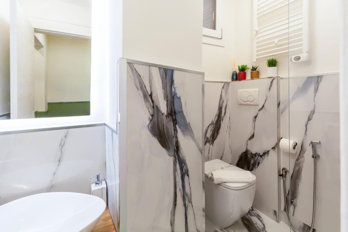 Charme Of Santa Croce Apartment *